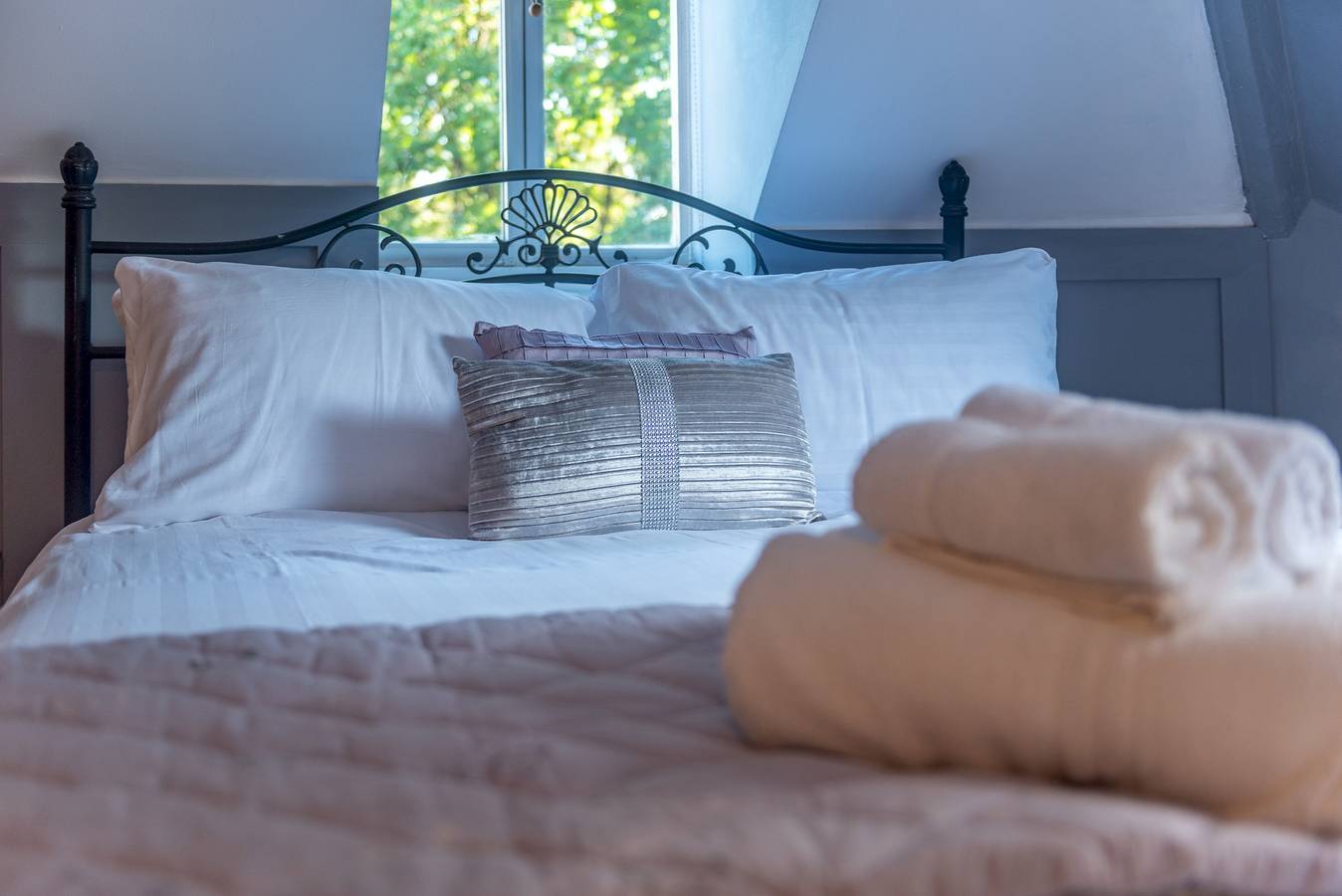 William Oakes | Georgian Garden House - Bridgnorth - Pass the Keys in Bridgnorth, Shropshire