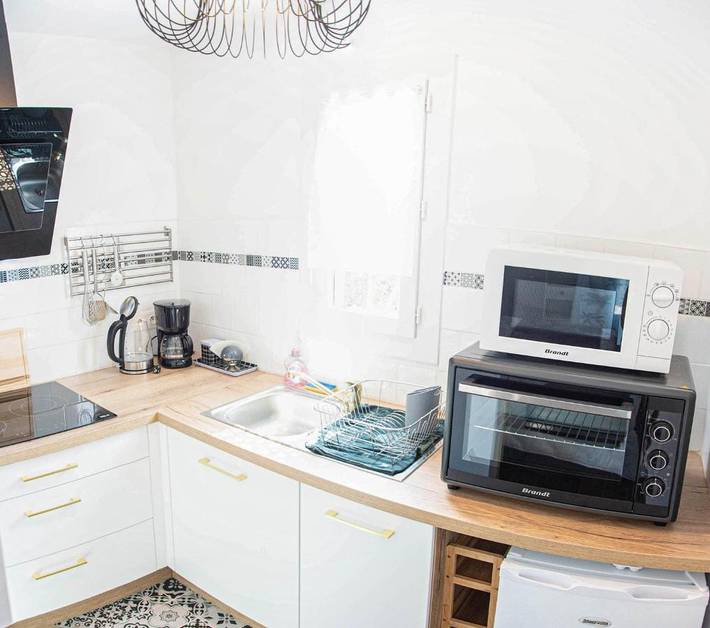 Gîte pour 2 personnes, avec jardin et vue dans Lac d'Uby - 4