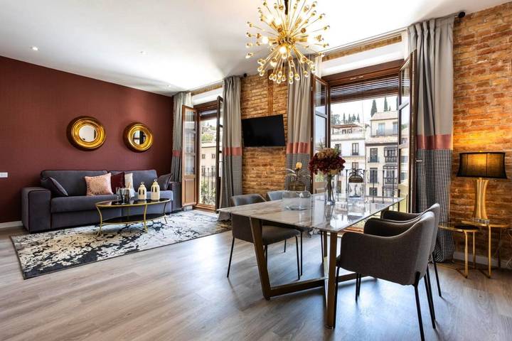 Apartahotel para 6 personas, con balcón y vistas en Granada