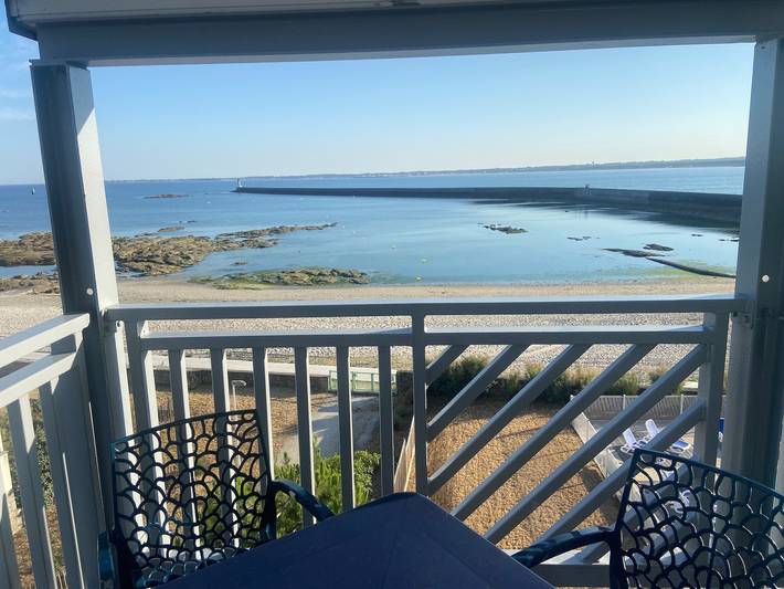 Ganze Wohnung, Apartment mit Meerblick, Gemeinschaftspool und privatem Balkon in Le Croisic, Côte d'Amour