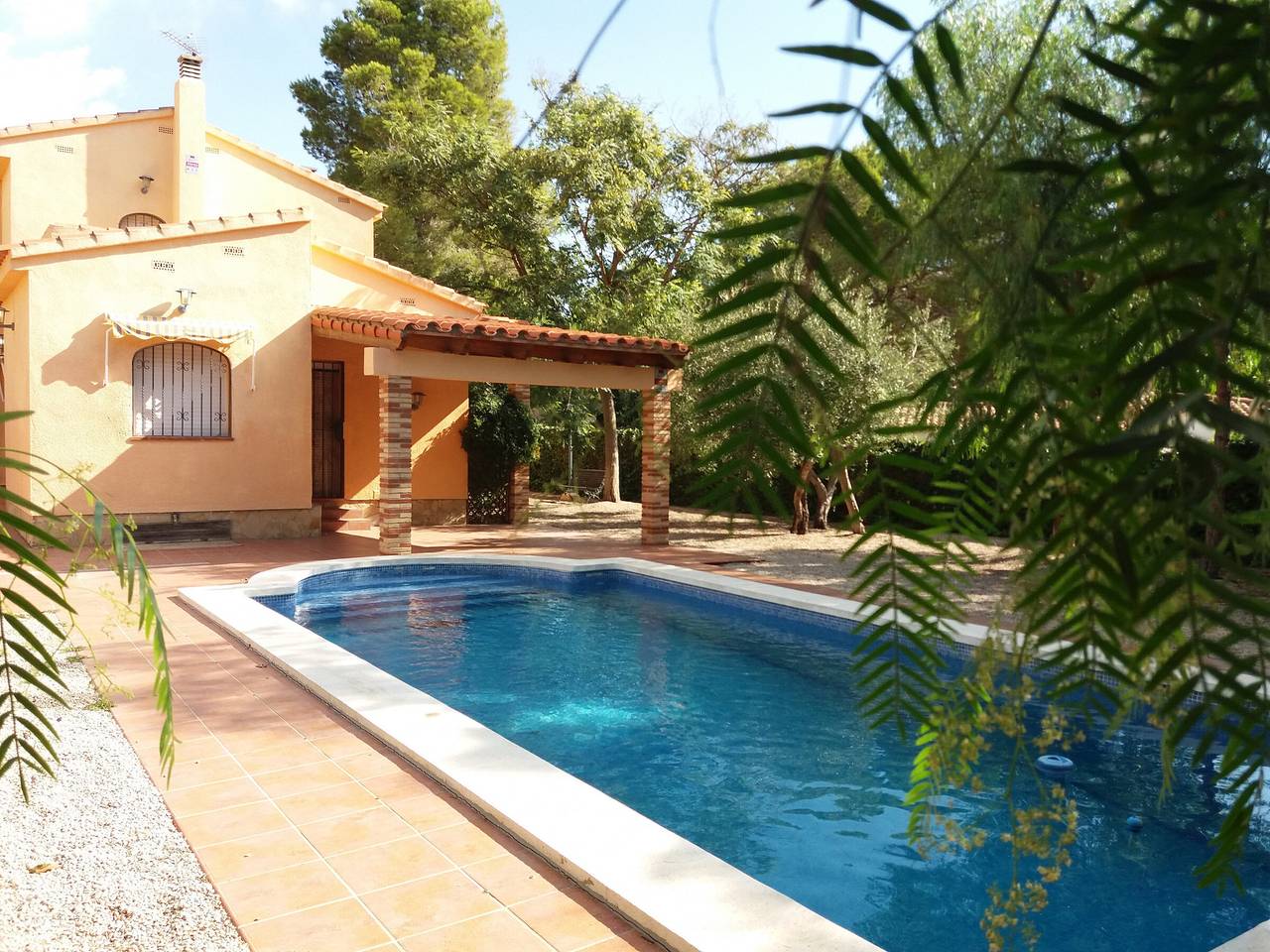 Villa moderna 4 habitaciones, Piscina privada, Aire acondicionado in Tierras del Ebro, Costa Dorada