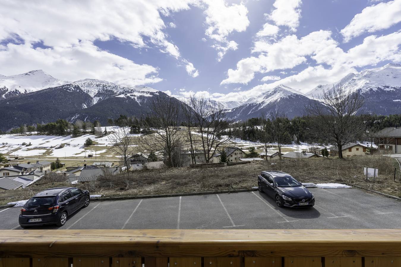 Chalet "Près Du Mélèze" met Uitzicht op de Bergen, Gedeelde Tuin en Wi-Fi in Bramans, Saint-Jean-de-Maurienne regio