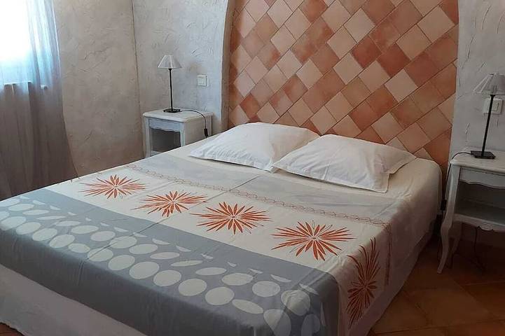 Location de vacances pour 8 personnes, avec jardin à Serra-di-Ferro - 3