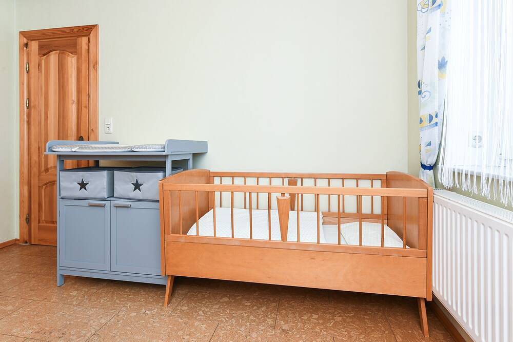 Ganze Wohnung, Ferienwohnung Lee - Haus Flinthörn in Altharlingersiel, Neuharlingersiel