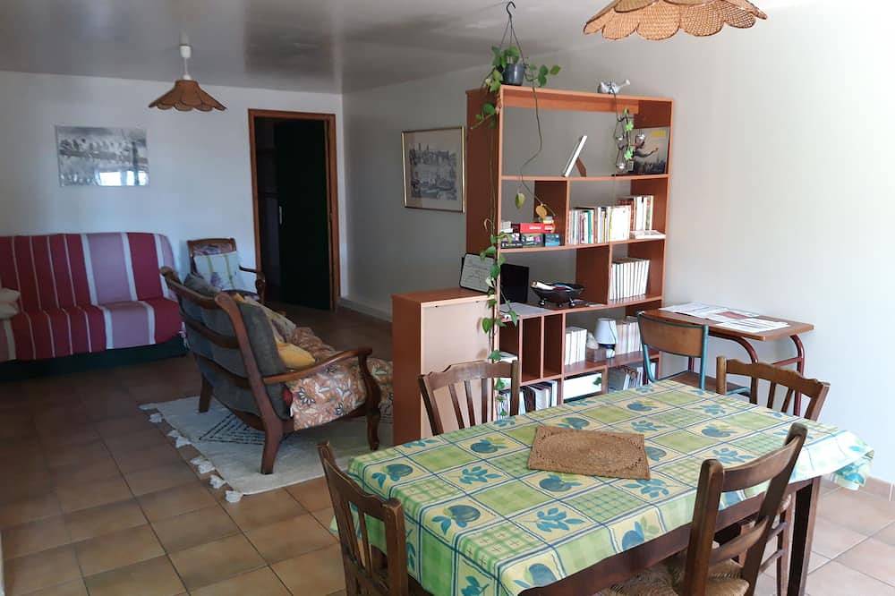 Entire apartment, Gîte rural de Buissard in Buissard, Écrins National Park