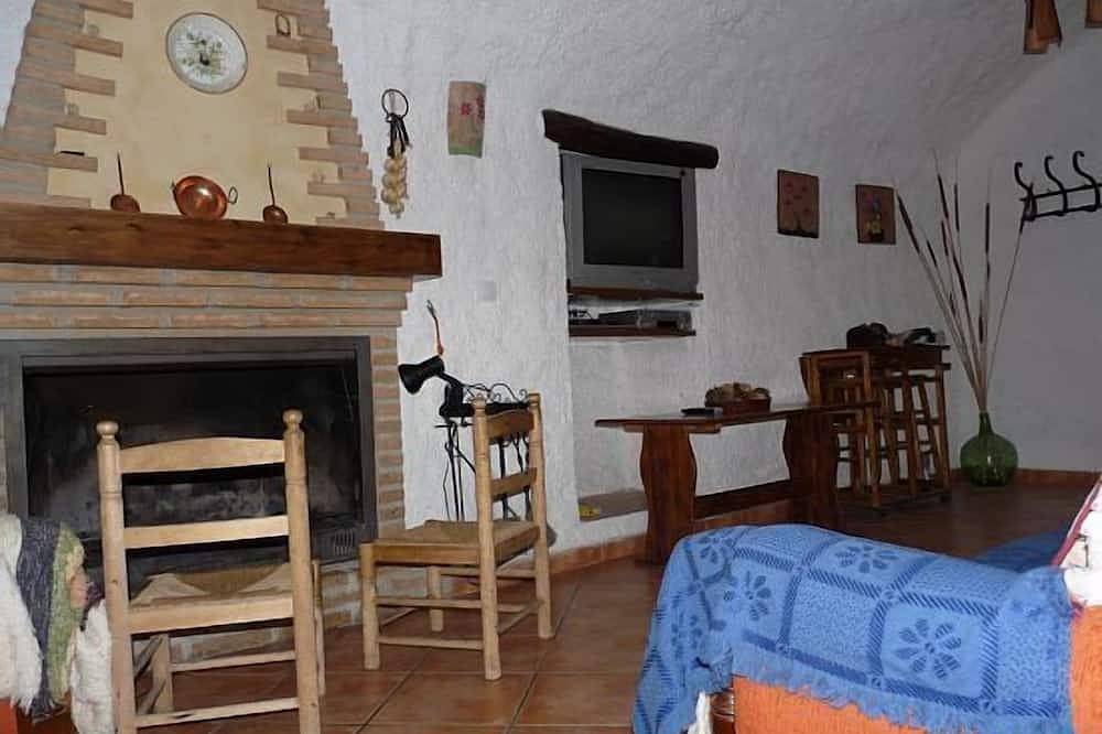 Grotte El Monteron, appartement Casa Loli, avec une capacité de 5 personnes in Cúllar, Géoparc de Grenade