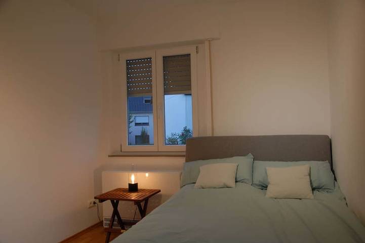 Ganze Wohnung, Sonnige 4 Zi.-Ferienwohnung nähe See  mit Süd Dach-Terrasse in Eriskirch, Region Bodensee-Oberschwaben