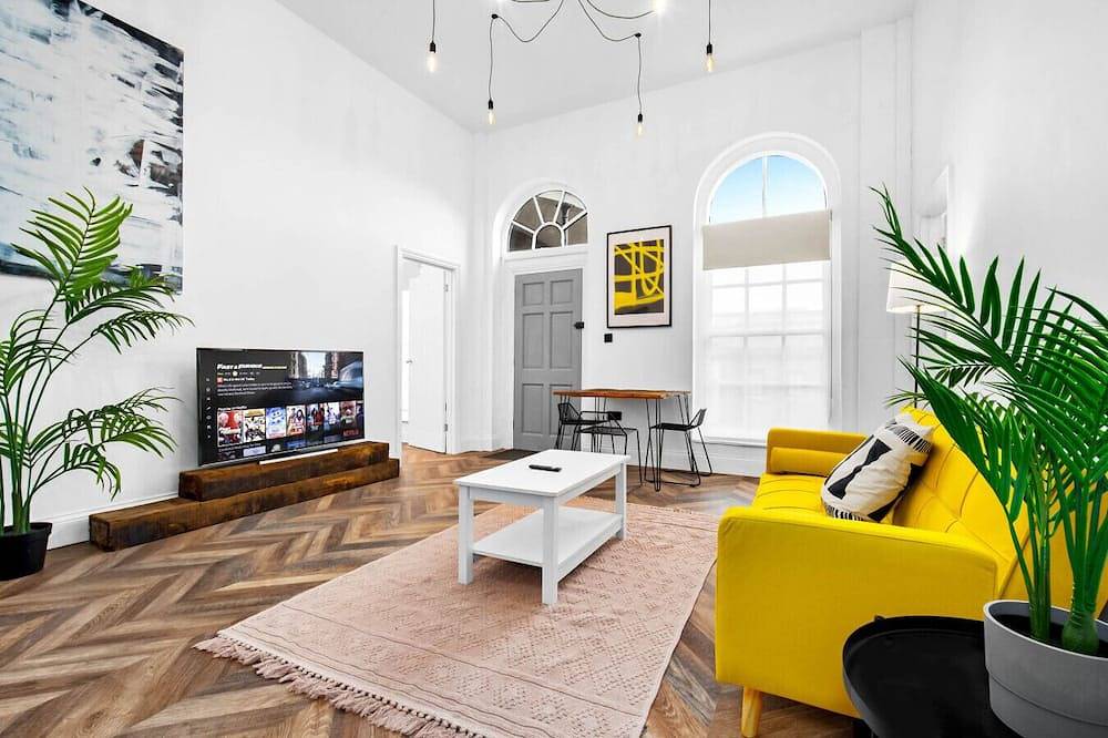 Apartment for 4 People in Wolverhampton, Birmingham Area