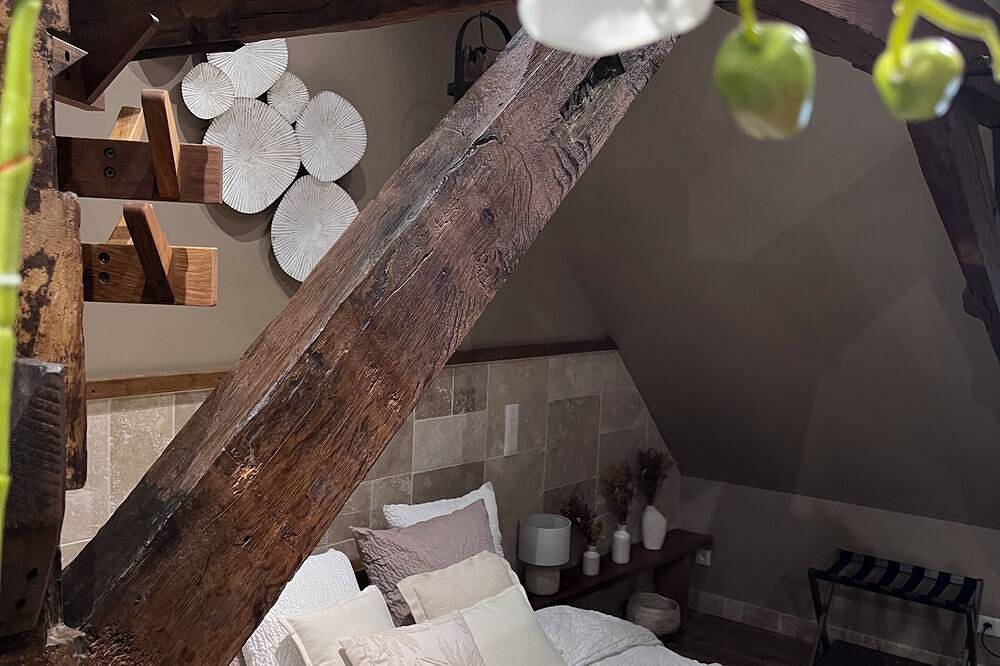 La 104 Zen private cocooning room with whirlpool bath. in Saint-Omer, Saint-Omer und Umgebung
