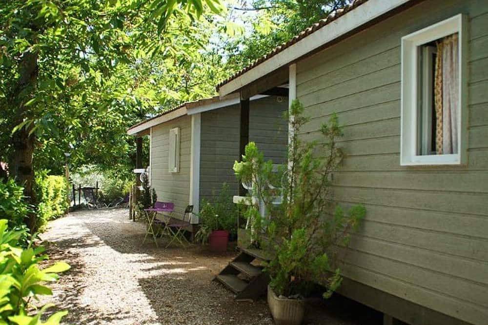 Chalet avec Terrasse pour 4 personnes à Ribes in Ribes, Parc naturel régional des Monts d'Ardèche