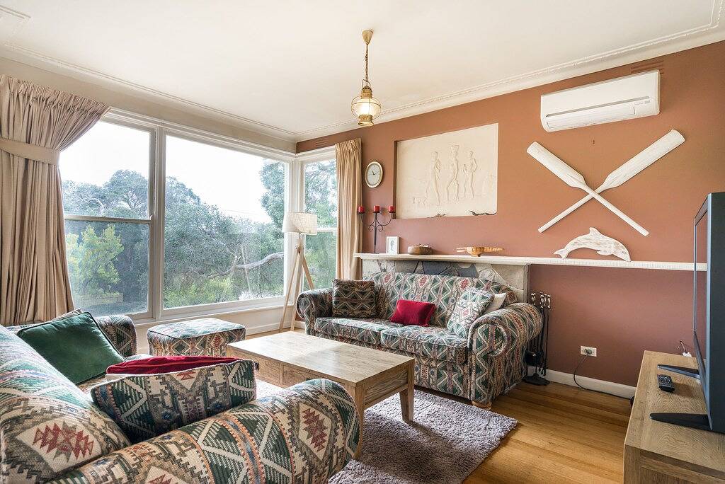 Waitemata Holiday House 150m to Tyrone Foreshore in Melbourne, Mornington Peninsula