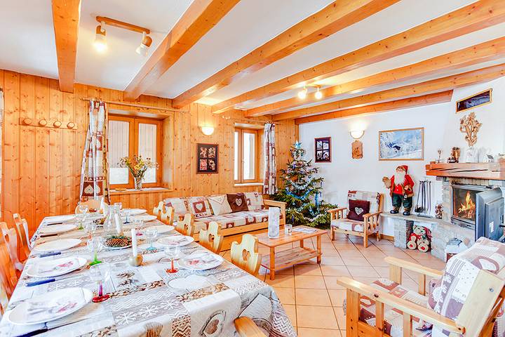 Location de vacances pour 9 personnes, avec Sauna et Vue dans Les Coches - 2