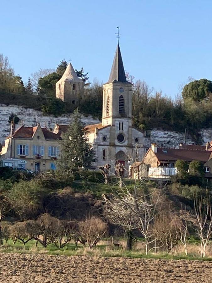 Gîte pour 4 personnes, avec vue dans Mousseaux-sur-Seine