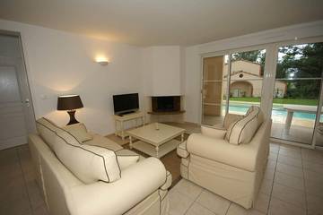 Villa pour 8 Personnes dans Pont-de-Larn, Parc naturel régional du Haut-Languedoc, Photo 4