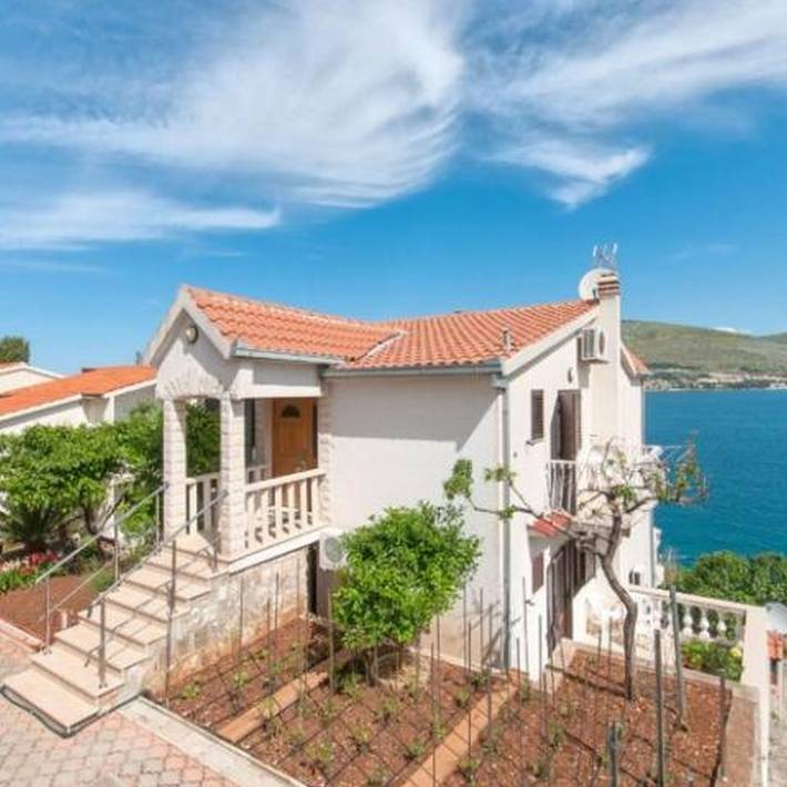 Apartament wakacyjny dla 4 osób, z Widok na ocean i Balkon w Okrug Donji