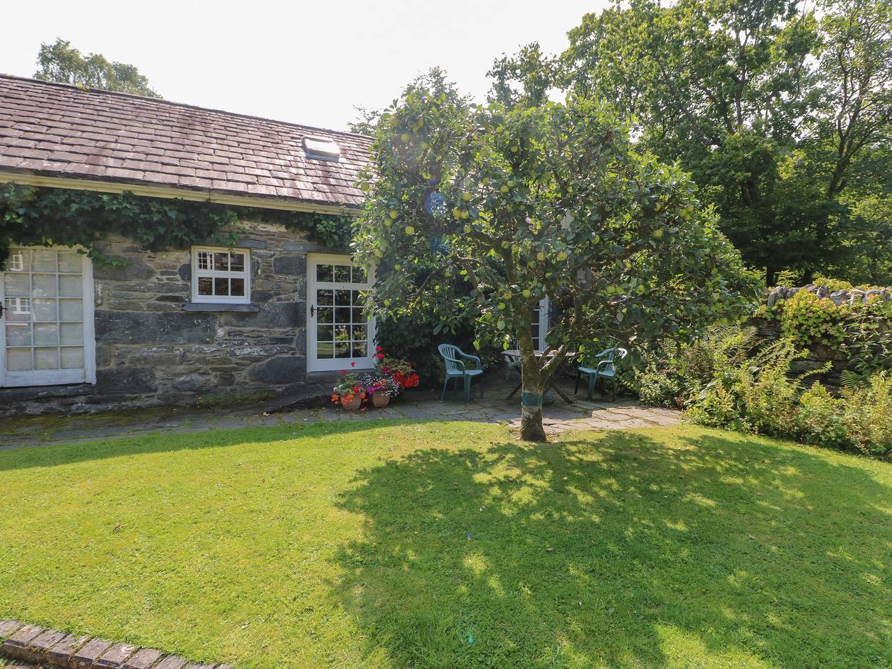 Royal Oak Farm Cottage in Betws-y-Coed, Snowdonia