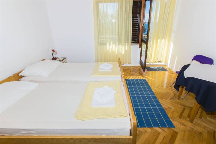 Ferienwohnung für 4 Personen, mit Balkon in Starigrad - 4