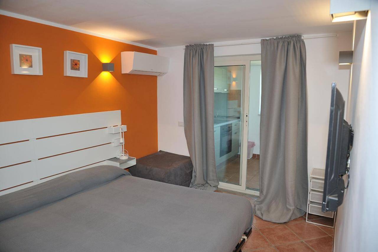 Double Room in Monterotondo, Province de Rome