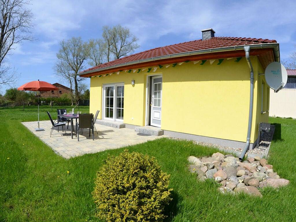 Bungalow für 3 Personen in Dranske, Rügen