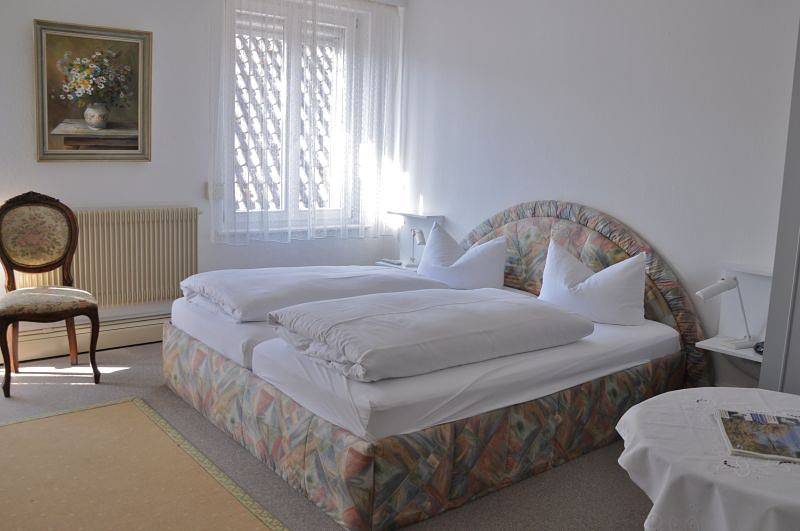 Hotel Stern am See - Doppelzimmer Standard, Du/Wc, Og in Hemmenhofen, Gaienhofen