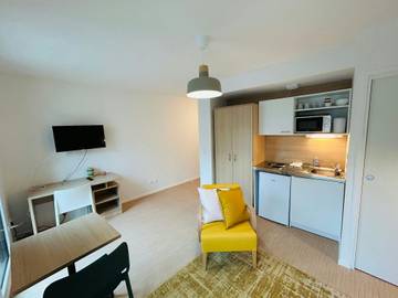 Appartement De Vacances pour 2 Personnes dans Reims, Marne, Photo 4