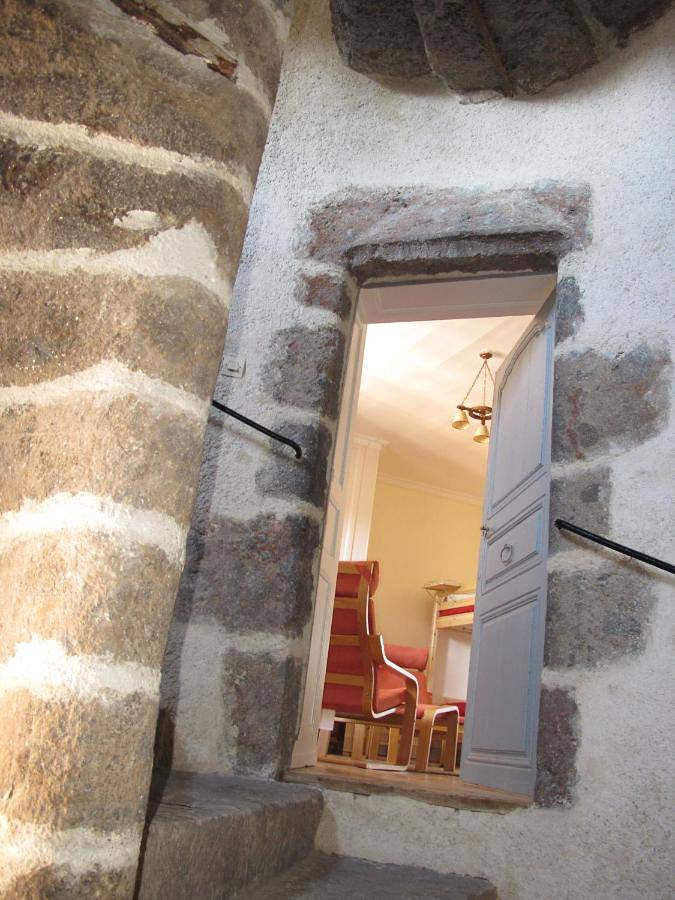Appartement entier, Maison des Princes de Monaco in Vic-sur-Cère, Région d'Aurillac