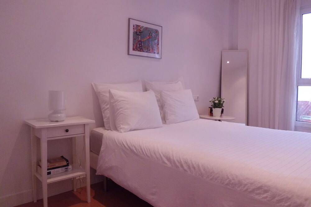 Apartamento entero, Apartamento nuevo a 40 metros de la playa, con vistas y próximo al Parque Natural Dunas de Corrubedo in Corrubedo, Riveira