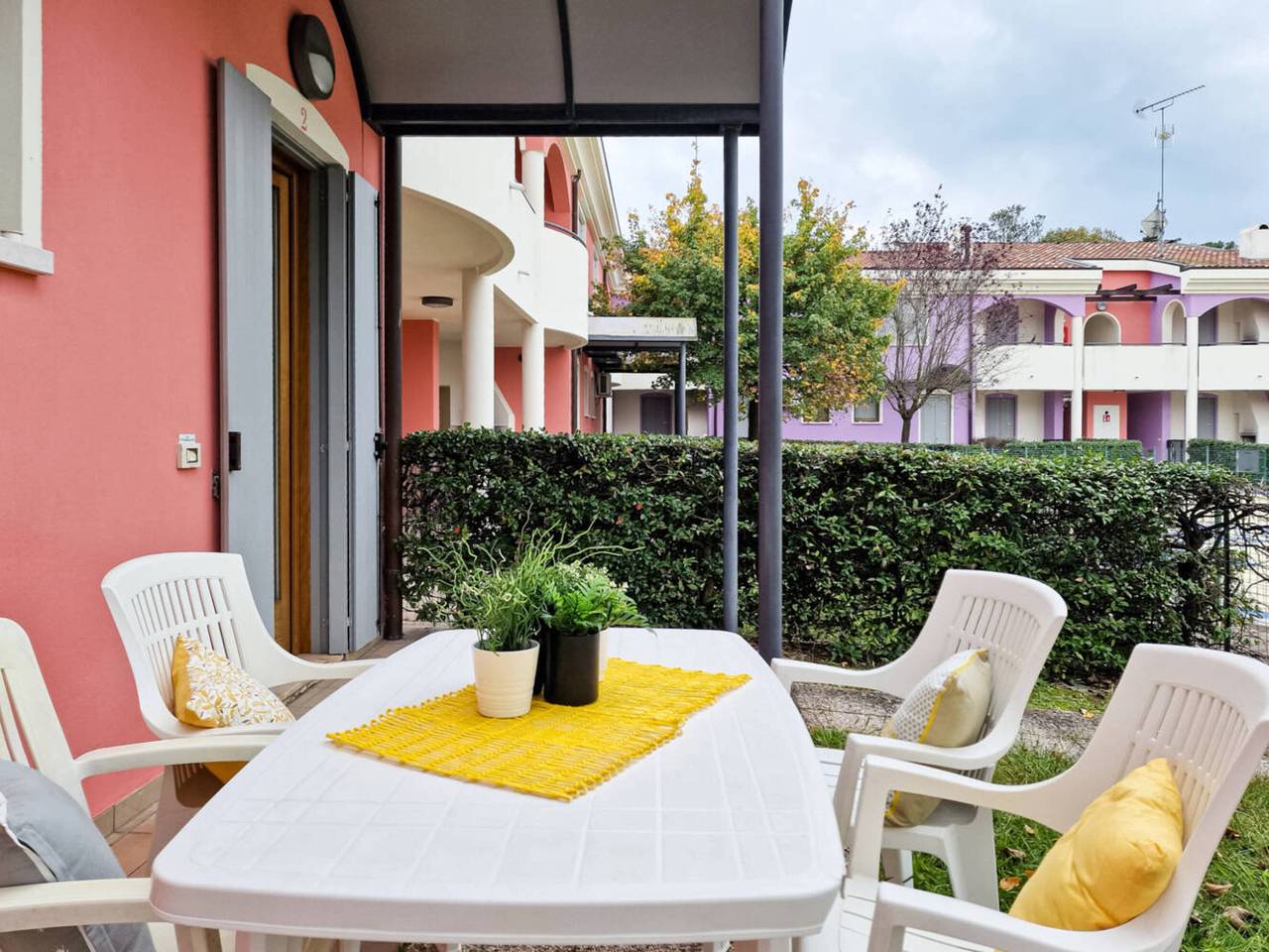 Ganze Wohnung, Kurzurlaub im Feriendorf mit Garten in Bibione, San Michele al Tagliamento