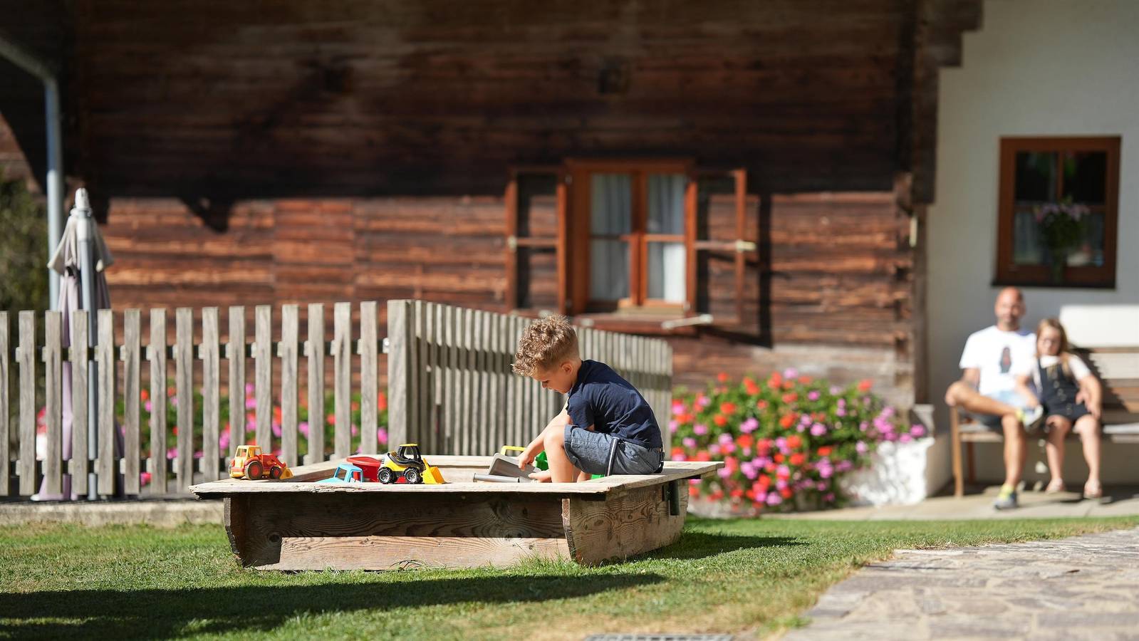 Ganze Ferienwohnung, "Blumenwiese" im Erdgeschoss in Aschau (Birkfeld), Steirerland