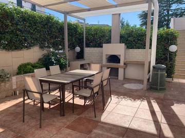 Gîte pour 4 personnes, avec terrasse ainsi que jardin et sauna, animaux acceptés dans Rodi Garganico