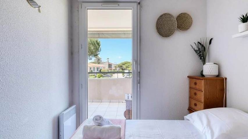 Gîte pour 5 personnes, avec balcon et piscine dans Golf Grand Jardin - 3
