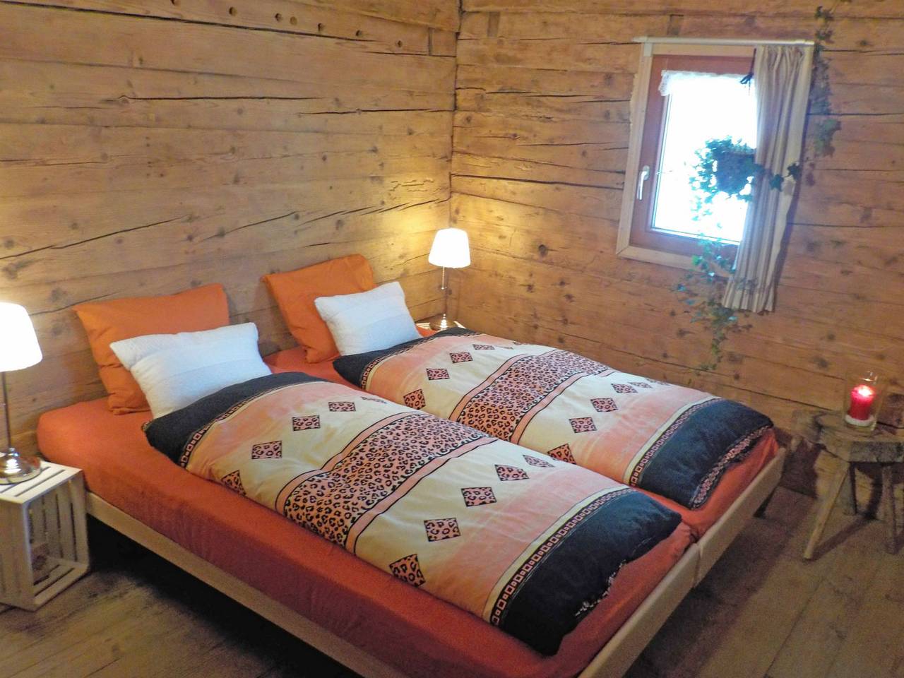 Ganze Ferienwohnung, Ferienwohnung Bio-Hirschfarm, Versam - 3 Zimmer Ferienwohnung für max. 5 Pers. in Versam, Safiental