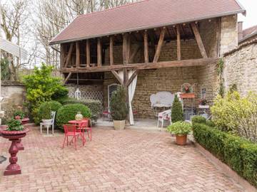 Gîte pour 6 personnes, animaux acceptés à Ancy-le-Franc