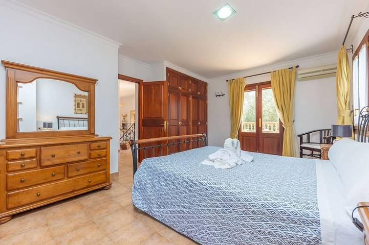 Pleta De Son Monjo - Villa With Private Pool in Maria de la Salut, Majorca Center