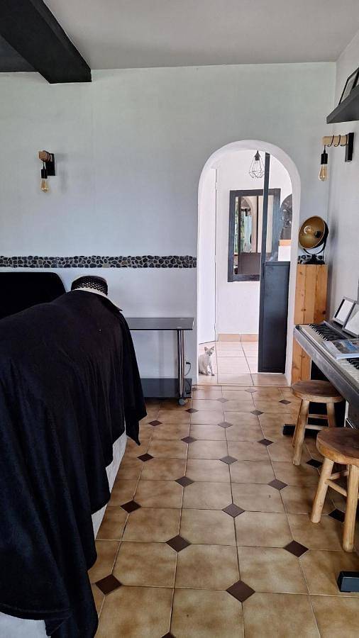 Location de vacances pour 4 personnes, avec balcon ainsi que jacuzzi et jardin à La Robine-sur-Galabre - 3