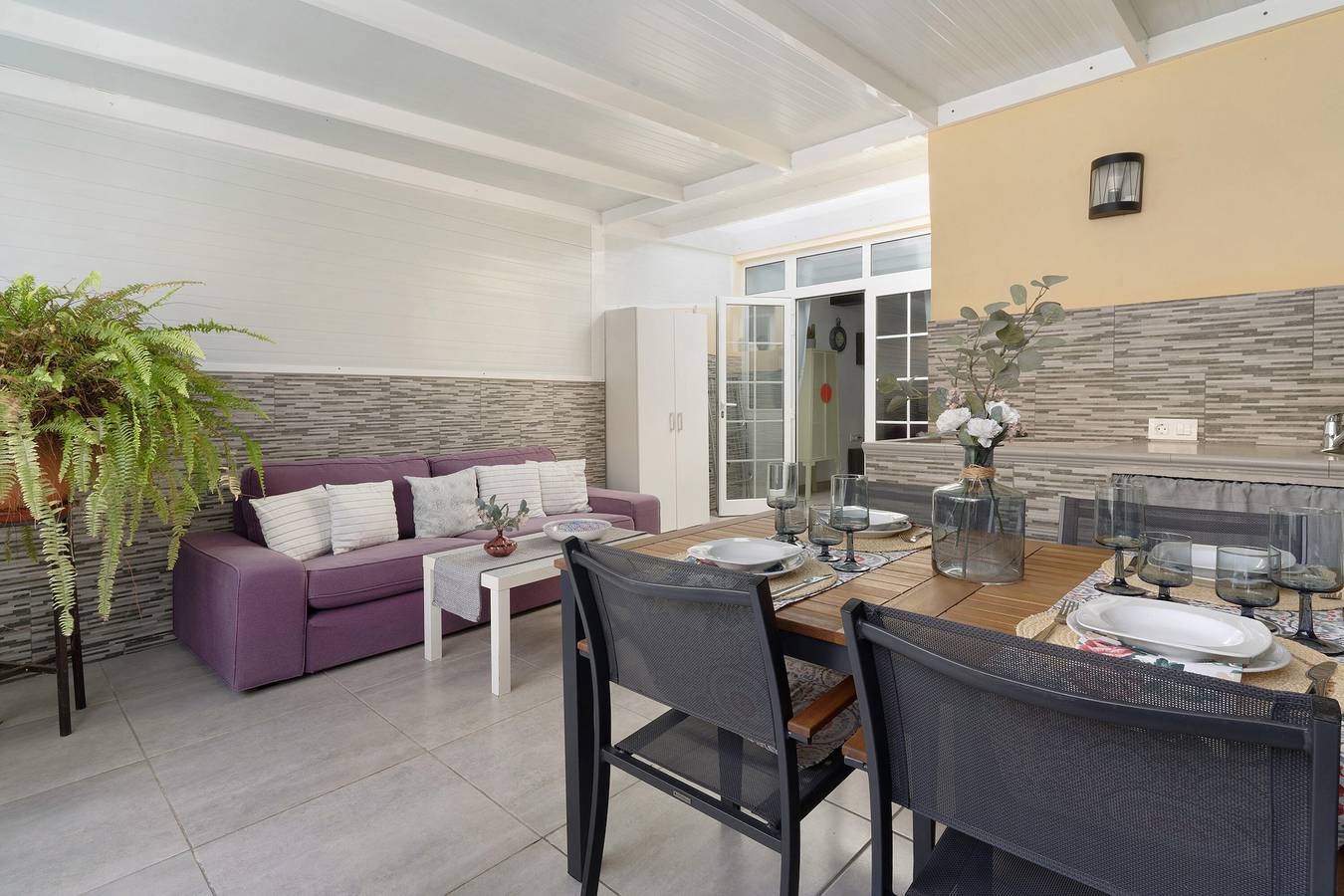 Vakantiehuis "Bungalow Sonemar Paradise" met gedeeld zwembad en Wi-Fi, foto 7