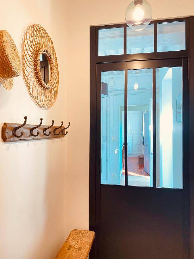 Location de vacances pour 11 personnes, avec vue et jardin, animaux acceptés à Saint-Étienne-des-Oullières - 4