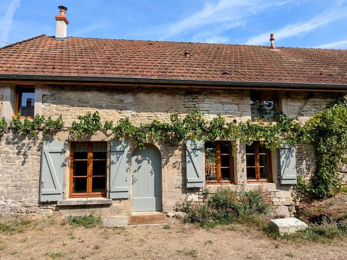 Gîte pour 6 personnes, avec jardin
