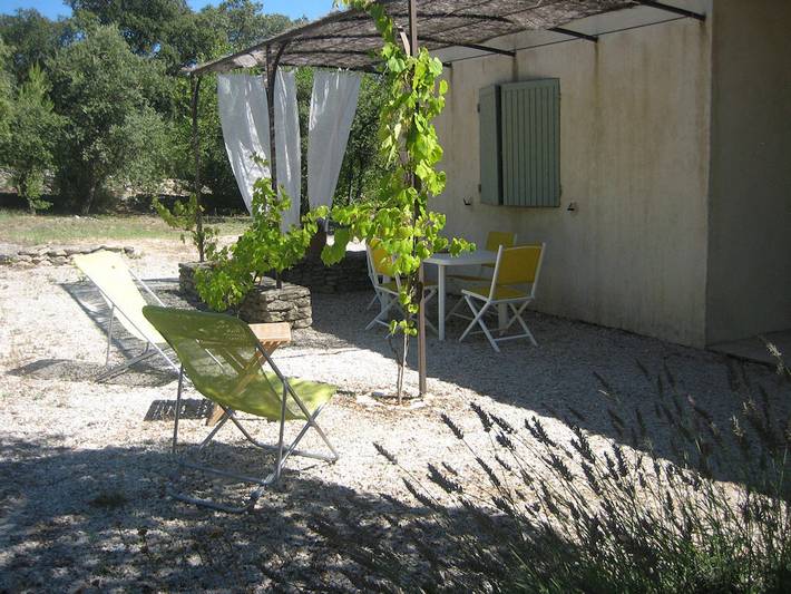 Gîte pour 3 personnes, avec jardin