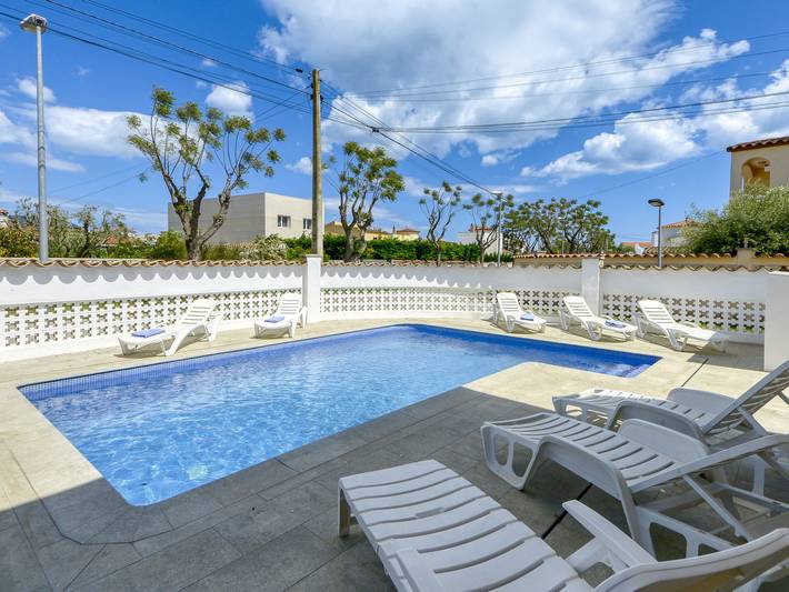 Ferienhaus für 8 Personen, mit Garten und Terrasse in Empuriabrava - 2