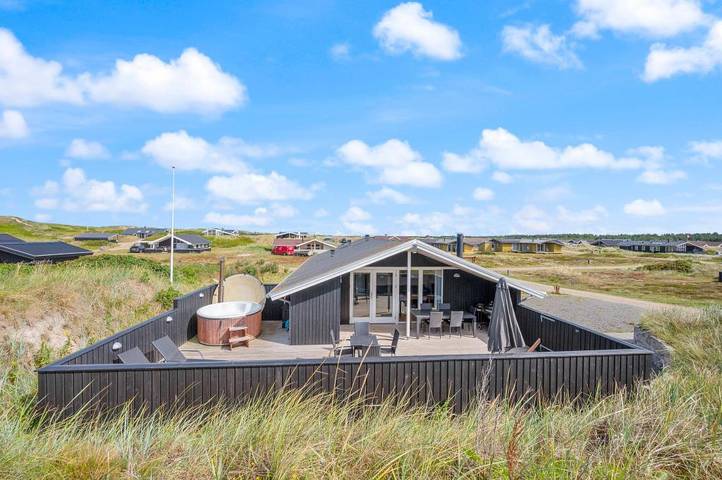 Ferienhaus für 8 Personen, mit Balkon/Terrasse und Terrasse sowie Sauna am Ringkøbing Fjord