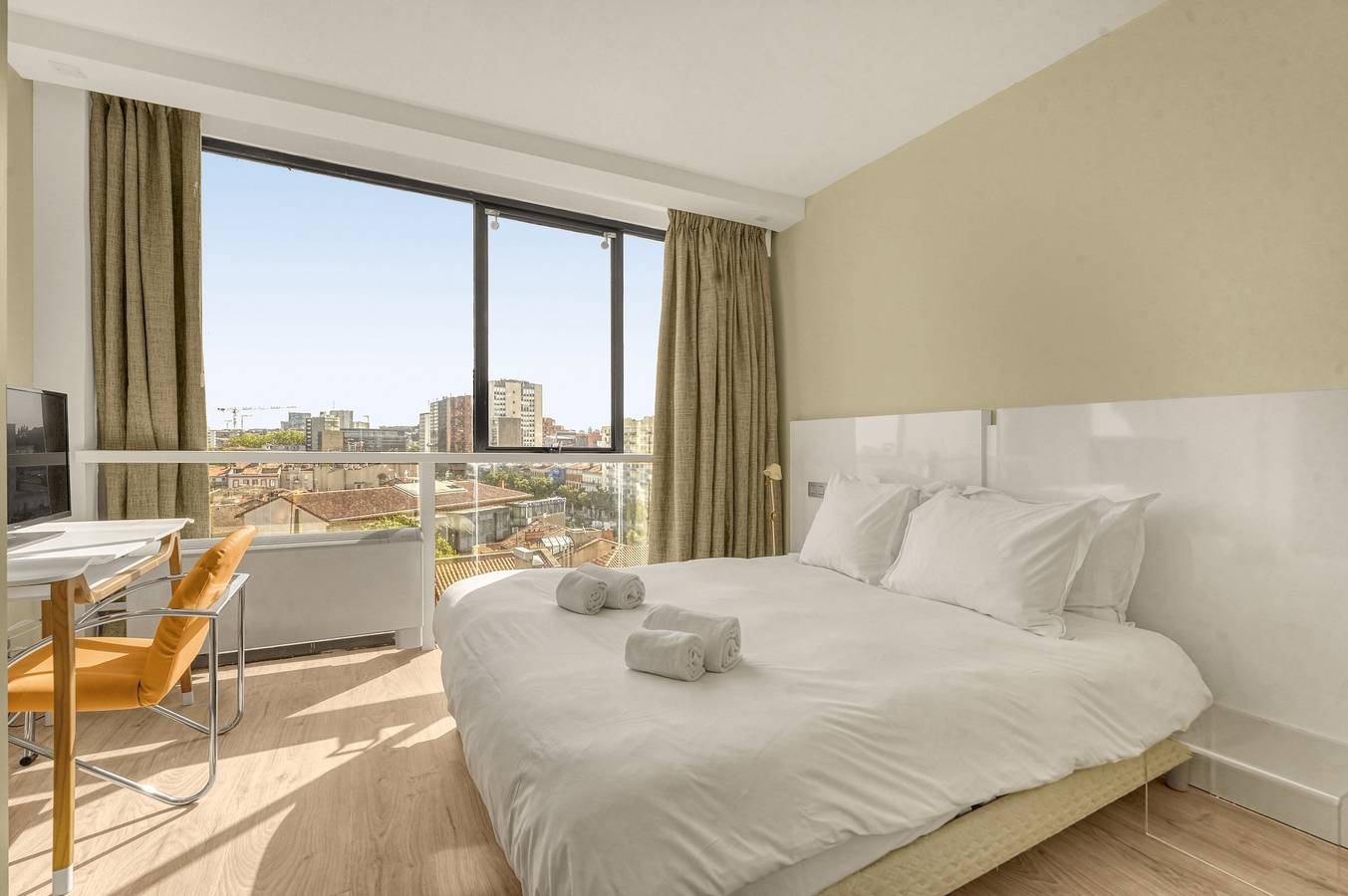 Geheel appartement, Vakantieappartement voor 6 personen met balkon in Toulouse, omgeving Toulouse
