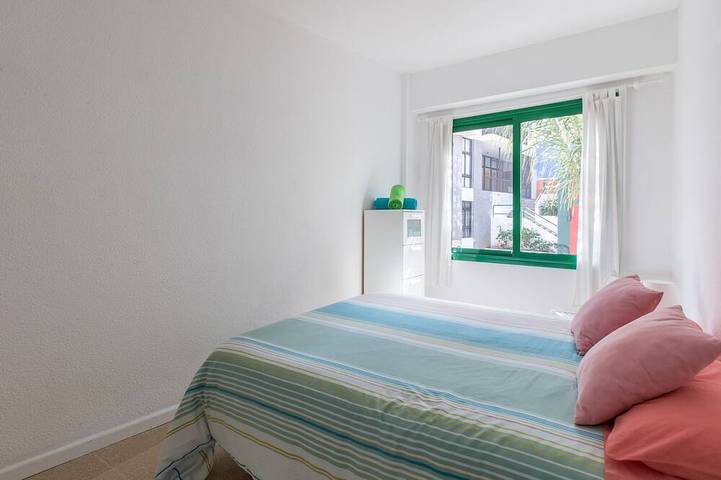 Oferta Especial 15  Sept/20 Diciembre

Casa  En Zona De Costa Y Centro  Ciudad in Playa de San Telmo (Puerto de la Cruz), Puerto de la Cruz