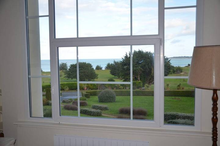 Gîte pour 8 personnes, avec jardin dans Plage de Pen-Guen