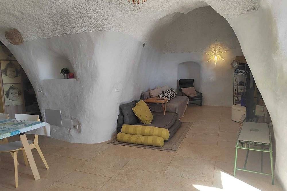 Grand Canarie, Maison Troglodyte 6 Personnes, Calme et Nuits Étoilés in Montaña Alta, Santa María de Guía de Gran Canaria