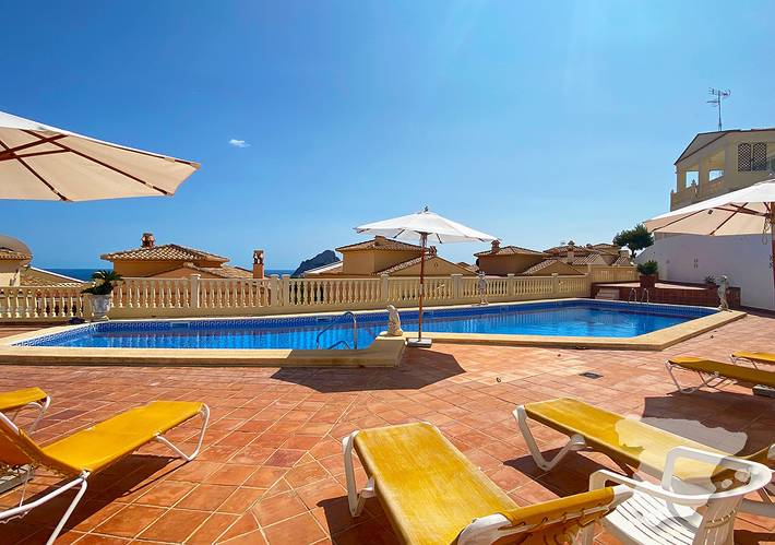 Bungalow für 6 Personen, mit Meerblick und Pool sowie Garten und Terrasse, mit Haustier in Calpe - 3