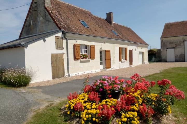 Gîte pour 6 personnes, avec terrasse et jardin dans Saint-Martin-des-Bois