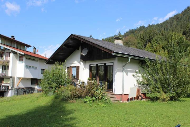 Casa de vacaciones para 5 personas, con vistas al lago además de jardín y vistas, Se admiten mascotas - 1