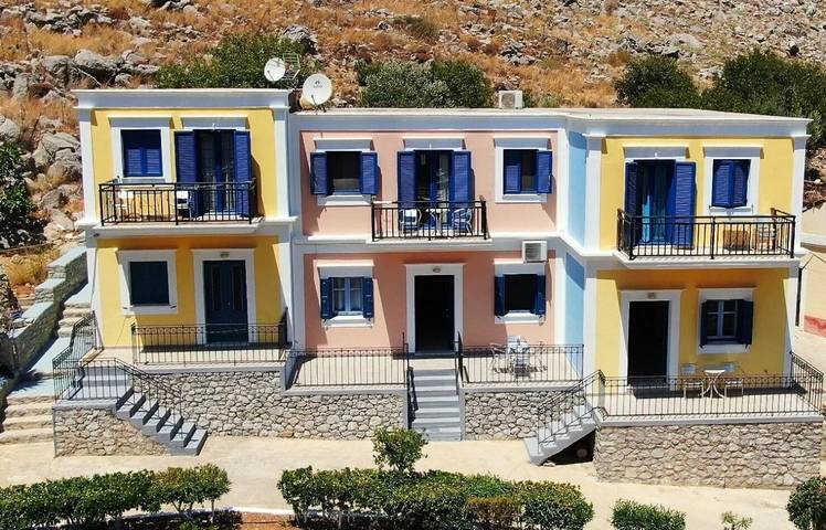 Ολόκληρο το διαμέρισμα, Διαμέρισμα διακοπών για 2 άτομα με κήπο in Σύμη