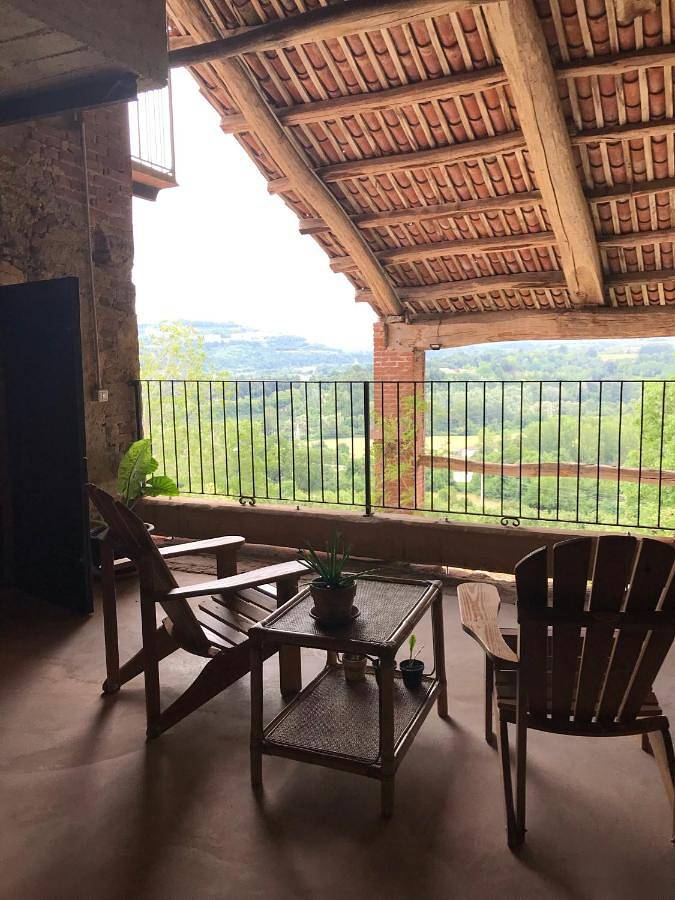 Appartement de vacances pour 4 personnes, avec balcon ainsi que jardin et vue